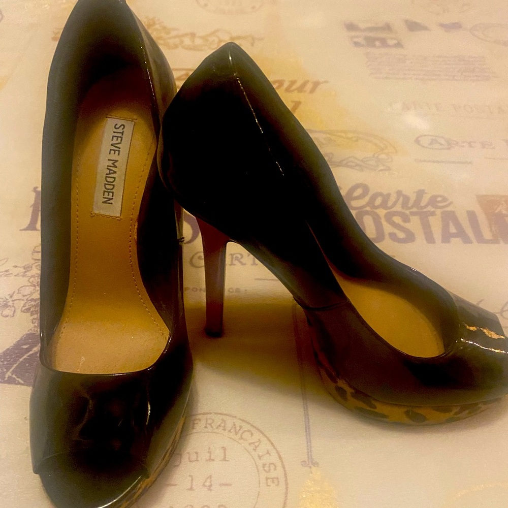 Ladies shoes